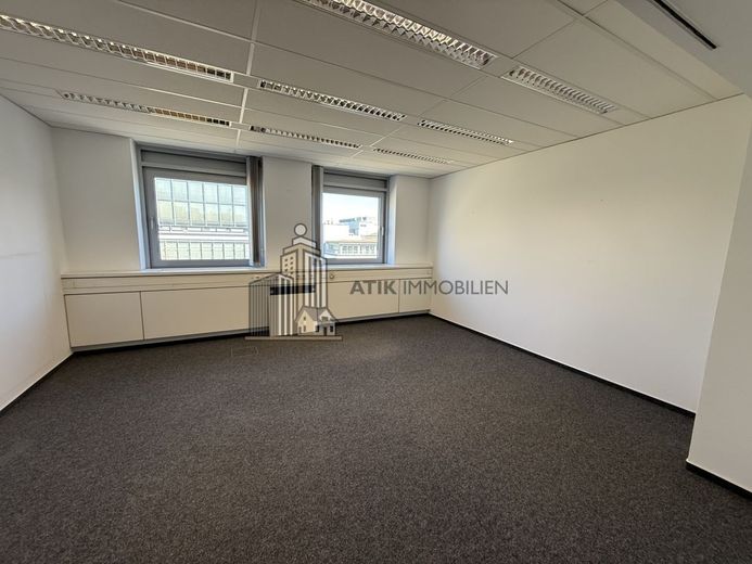 ATIK: Provisionsfreie Büroflächen in bester Lage am Ludwigsplatz – Innenbereich