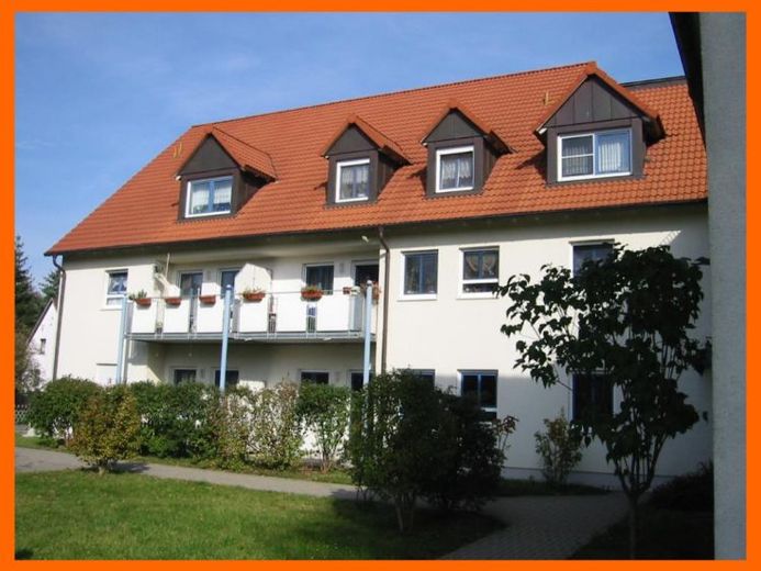 Renditeobjekt: 3 Raum-ET-Wohnung in schöner Wohnlage von Crossen – Foto 1