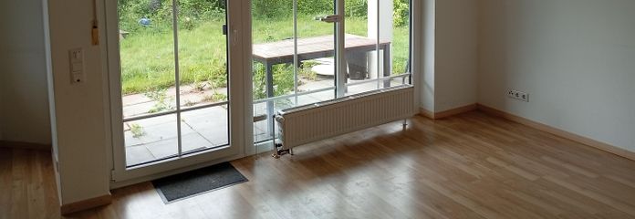 Wohnzimmer mit Terrasse