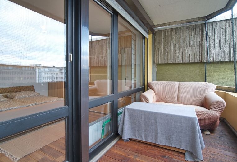 Spacious, fully equipped apartment with balcony and underground parking space, within walking distance of main rail station and Isenbergviertel – 8aa084defa2e820d44b24920f399c6f6e6d244fe.jpg