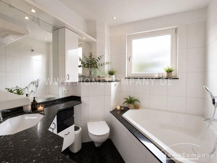 Große Maisonette-Wohnung am Wannsee, möbliert – ed1df200374c04aff5261bed095a61cd513096e7.jpg