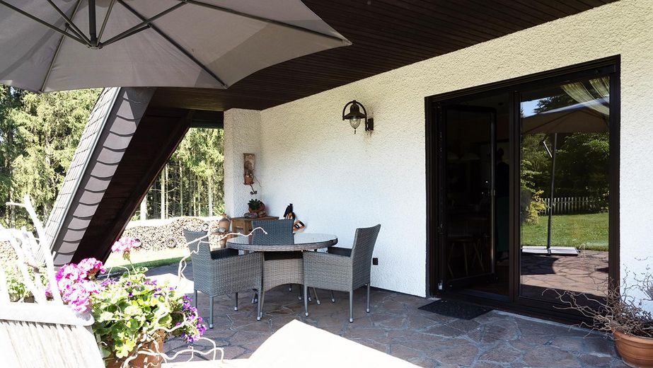 ALLES außer GEWÖHNLICH! Provisionsfreier Bungalow mit AUSBAUPOTENTIAL – WEST-Terrasse