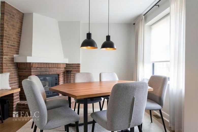 Bungalow auf 1289 m² Grundstück mit Pool – Esszimmer - (Homestaging)