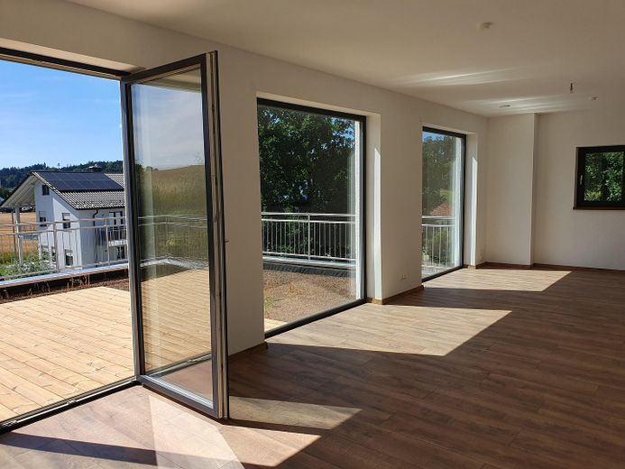 150  m², डीडोर्फ़ के बाहरी इलाके में उजला, शांत अपार्टमेंट – Wohnzimmer - W/N - EG