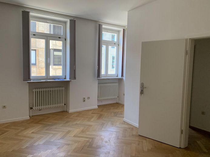# Idealne dla waszego WG: Przestronne mieszkanie o powierzchni 130 m² z nową łazienką i dużą kuchnią z jadalnią w najlepszej lokalizacji – Photo 9