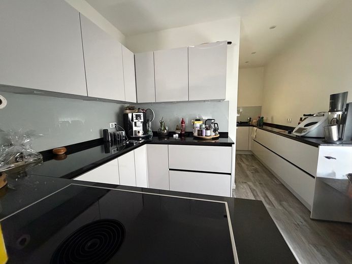 Casa unifamiliare con appartamento indipendente – Foto 4