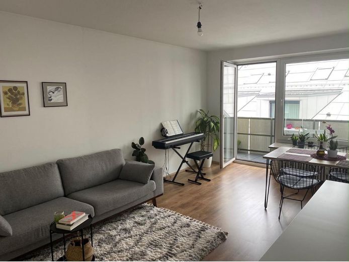 Perfekte 2-er WG-Wohnung in Neuhausen, mit Balkon, nähe Stiglmairplatz! – Foto 1