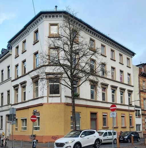Charming 4-room apartment with kitchen and bathroom and a new fitted kitchen – Hausansicht