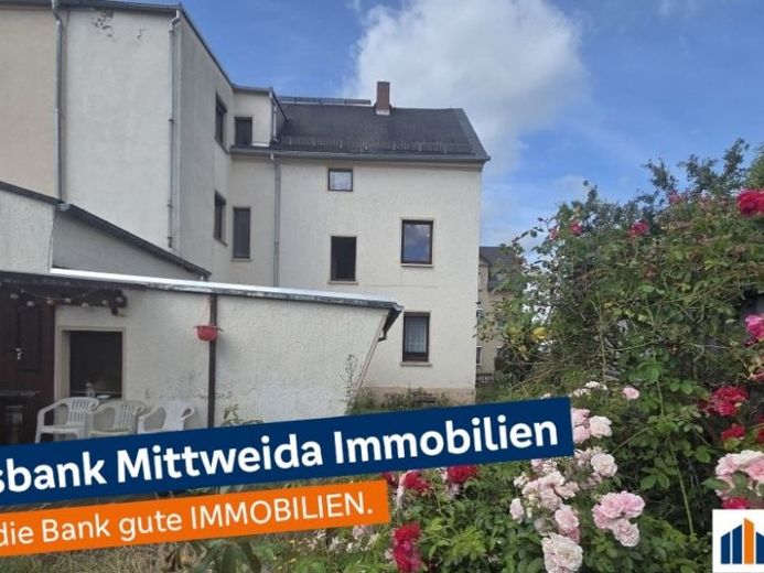 Charmante Doppelhaushälfte mit Potenzial in Limbach-Oberfrohna! – Foto 1