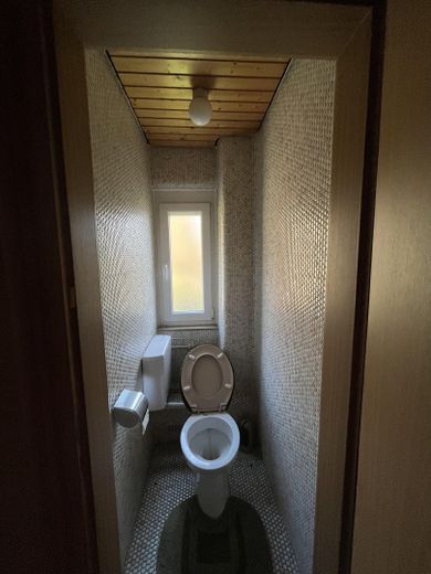 Toilette 1. OG
