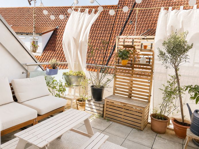 Moderna maisonette di 4 locali con ampia terrazza sul tetto nel centro del paese – Foto 10