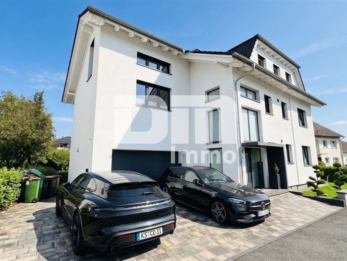 KFW 55 EE - completely renovated / newly built ground-floor apartment in new-build condition – Photo 1