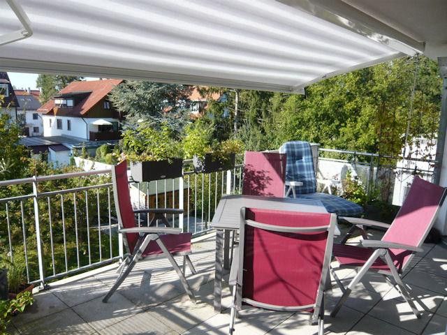 Balkon mit Markise