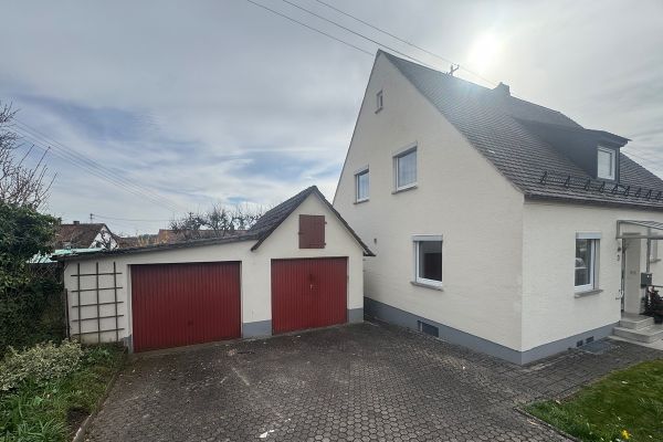 Charmantes Einfamilienhaus mit viel Potential