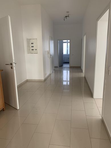 Großzügige Wohnung in Toplage mitten in Gießen - mit Einbauküche, großem Bad und Gäste-WC – Foto 5