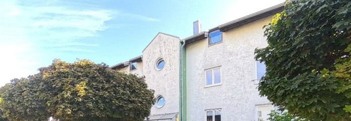 Luminoso apartamento de 3 habitaciones con balcón en el barrio de Schwoitsch, Kabelsketal