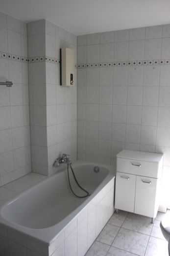 Tussenwoning met veel ruimte voor het gezin – Badzimmer 