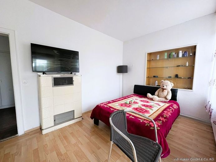 Zweifamilienhaus in Rehau mit großzügiger Wohnfläche und vielseitiger Nutzung – VUB0002431-10