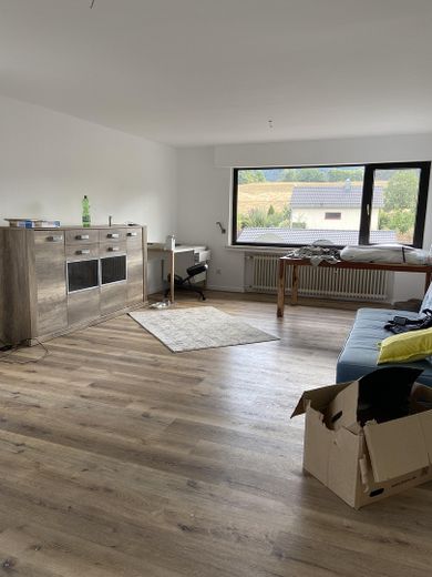 Haus im Grünen mit viel Platz zur verwirklichung ihrer Träume – Obergeschoss Balkon