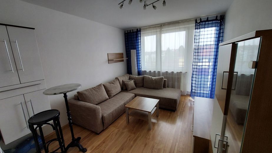 Nettes Appartement in Giesing provisionsfrei – Wohnzimmer