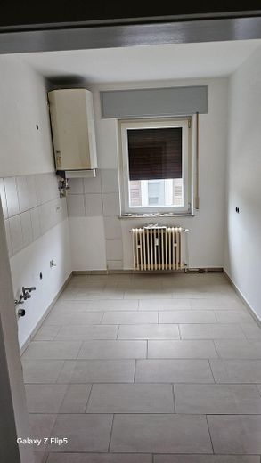 Bright 3-room ground floor apartment for rent – Foto 6