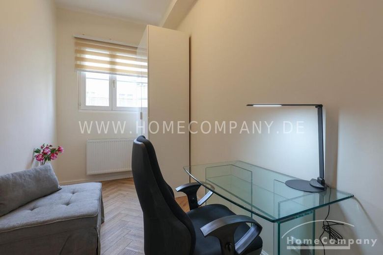 Stylowo umeblowane mieszkanie w pożądanej lokalizacji w pobliżu Heidelberger Platz w Berlinie – 80e930cd98777963686514bacf42a7caf46b27a4.jpg