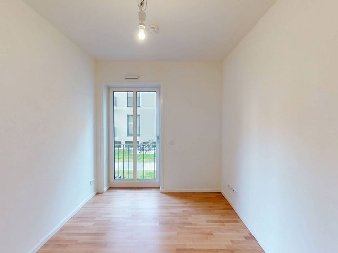 Friedenauer Höhen'de balkonlu ve ankastre mutfaklı modern 3 odalı yeni daire - YON BERLIN – Ansicht I: Schlafzimmer I