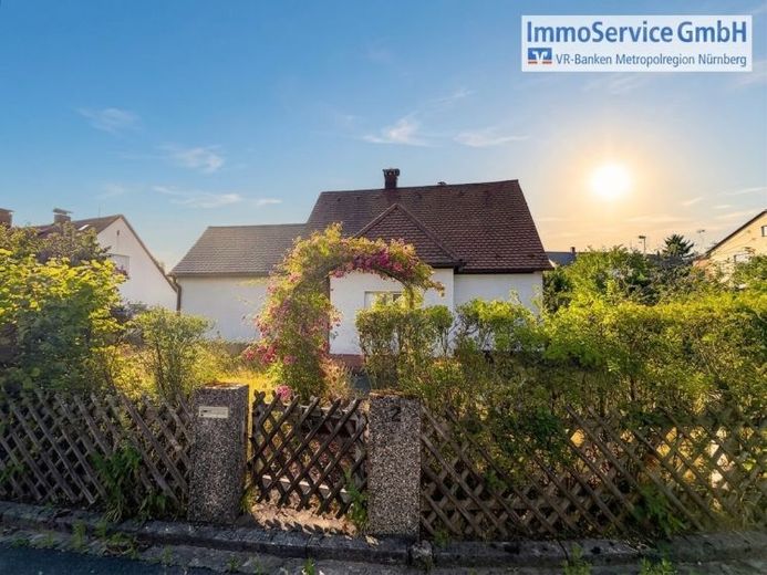 Terreno con fabbricati preesistenti a Rückersdorf – Foto 1