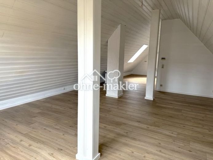 Charmantes 1-Zimmer-Apartment mit Einbauküche im Herzen der Öhringer Altstadt – Foto 1