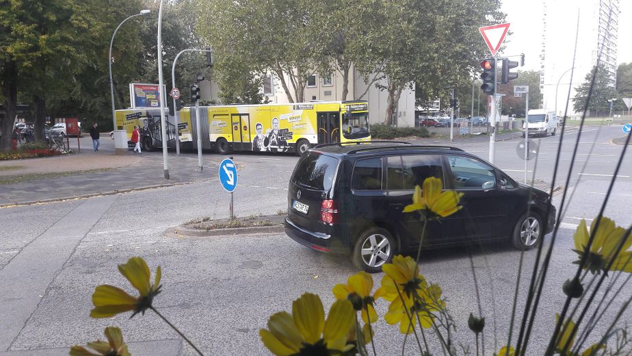 EG Imbiss große Schaufenster 
