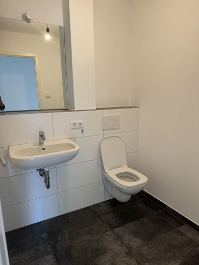 3Zi Wohnung in beste Lage Frechen – Bad / Kind