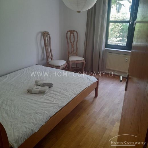 Vollmöblierte 3-Zimmer-Apartment mit Terrasse – dbe2c07151f7a65732abb41e2f4311e8a465d627.jpg