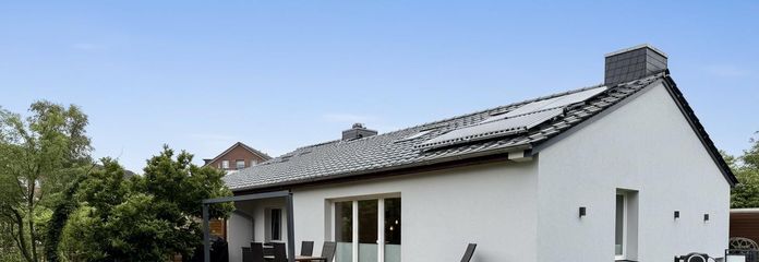 Gartenansicht mit Terrasse