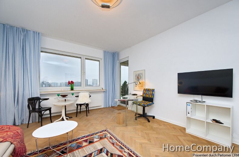 Bonito y luminoso apartamento con balcón y una impresionante vista hacia el centro de Düsseldorf – 5f9b1a4b9fe6c1f3bdaa68560652f35569a06b17.jpg