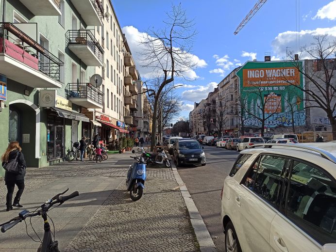 Charmante 2 Zimmer-Wohnung in unmittelbarer Nähe zum Tempelhofer Feld in Neukölln – Hermannstrasse