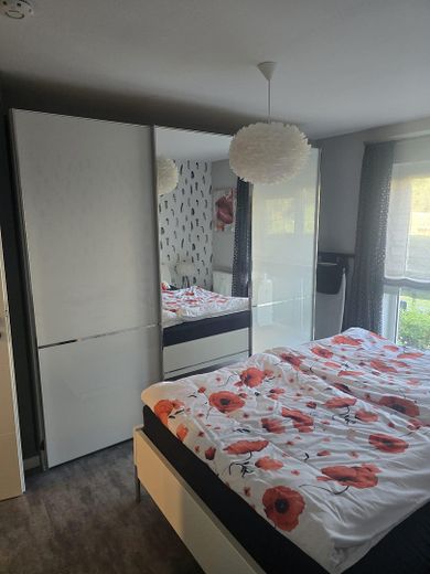 Şık 2 odalı daire – Fotoğraf 4