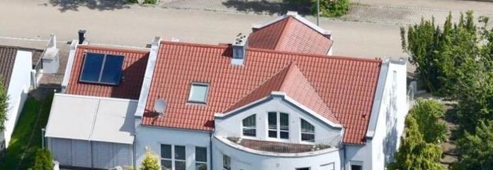 *Käuferprovisionsfrei*: Exklusive Villa mit separater Einliegerwohnung