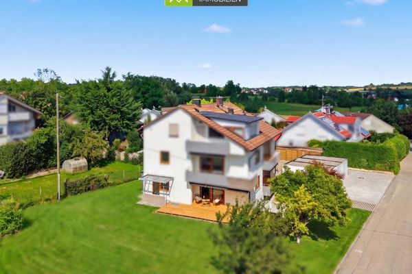Subito disponibile! Appartamento con giardino modernizzato di 4 locali con terrazza e garage a Oberteuringen