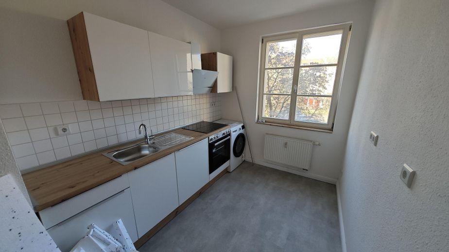 Quasi-apartment within a 3-person shared flat with a view over Leipzig – Küche (ähnlich wie auf Bild)