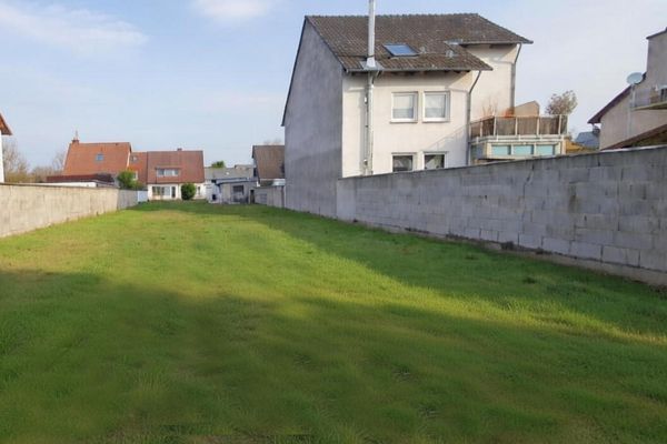 दलाली-मुक्त 600 m² का निर्माण भूखंड, कोब्लेंज़ कार्थाउज़े में सर्वोत्तम स्थान