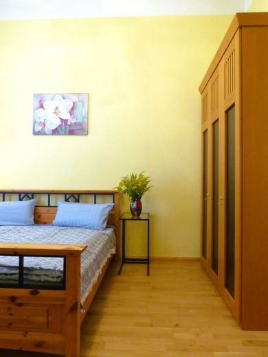2-Zimmer-Altbau-Apartment mit Küche in Kreuzberg – 35ce4d1f-6d2f-4256-b78b-a7001015453c