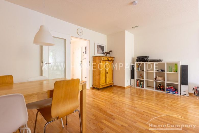 28054 HomeCompany Dresda Appartamento arredato con 2 locali e balcone nella Città Vecchia di Dresda max. 4 persone – a870dda38aa1c86e024afd33cecaf0625350bdcb.jpg