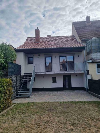 HAUS statt WOHNUNG! Kompaktes Eigenheim für Singles und Paare! – Foto 8
