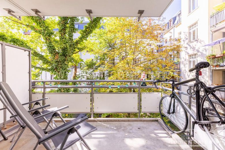 28054 HomeCompany Dresda Appartamento arredato con 2 locali e balcone nella Città Vecchia di Dresda max. 4 persone – 709cd58ac64eed794a83b89c2b6bf69aac83fd72.jpg