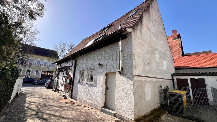 *** Denkmalgeschütztes EFH + Dreifamilienhaus im Herzen von Lampertheim *** – Einfamilienhaus Außenansicht 2