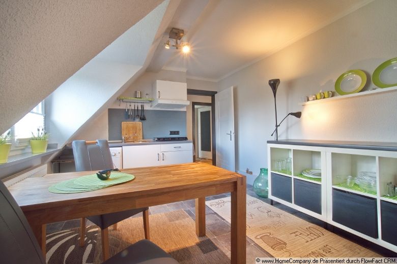 Tastefully appointed abode, fully fitted and furnished, in a sought-after residential area – bb8c2a9cac00fa506d56a5b2dd386752f71f5e12.jpg