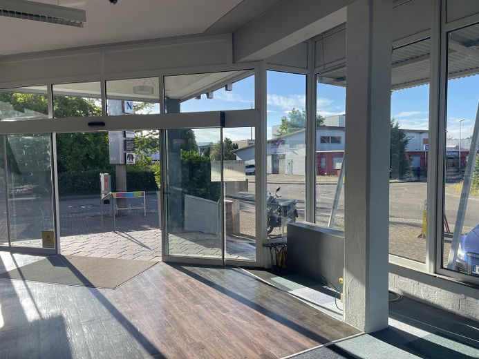 Commercial space for rent – Photo 4