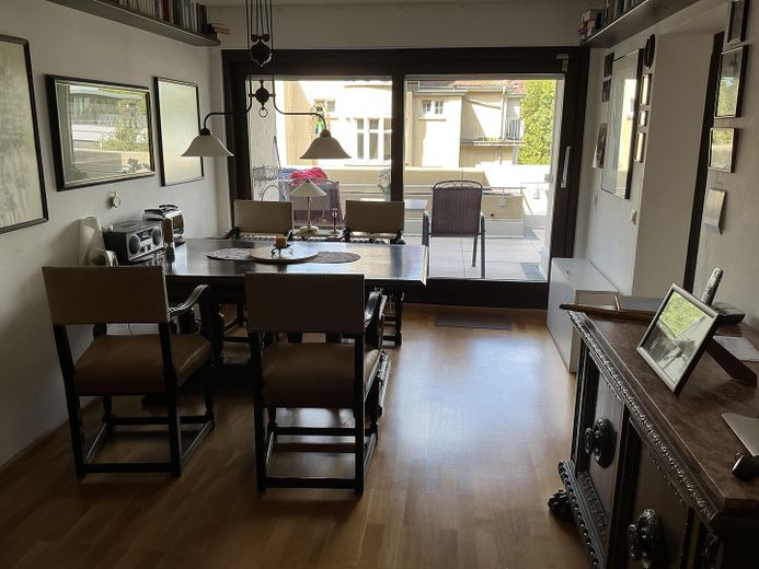 Emplacement privilégié au calme ! Appartement-terrasse de 4 pièces à FR-Neuburg – Ess-Diele
