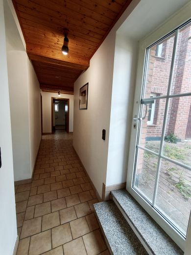 Großer Hof mit 2 Einheiten + XXL Innenhof+ Garage| 40 min bis Köln – Foto 3