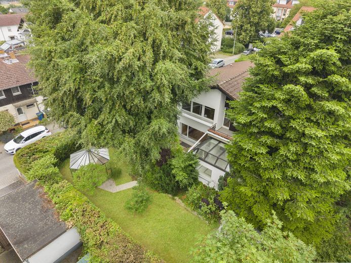 Großzügiges Wohnen auf über 280 m² Gesamtfläche – 611 m² Grundstück in begehrter Lage – Freistehendes Einfamilienhaus 